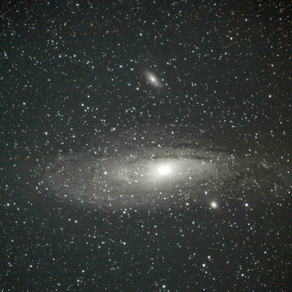 Andromedagalaxie, 50 Fotos gestackt, a 45s, 300mm, Eos 450D, H.-U. Veith