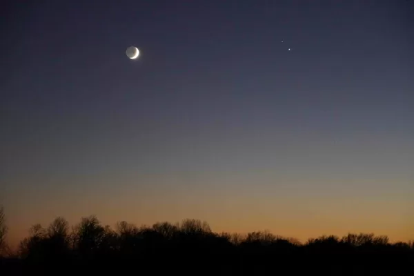 Jupiter und Saturn 4 Tage vor der großen Konjunktion. Foto: H. Hermelingmeier