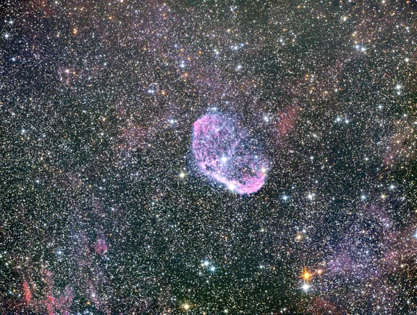 NGC6888 Crescent Nebel,53x300s RGB u. 26x600s Duobandf., Newton 150mm/750mm Stachowski